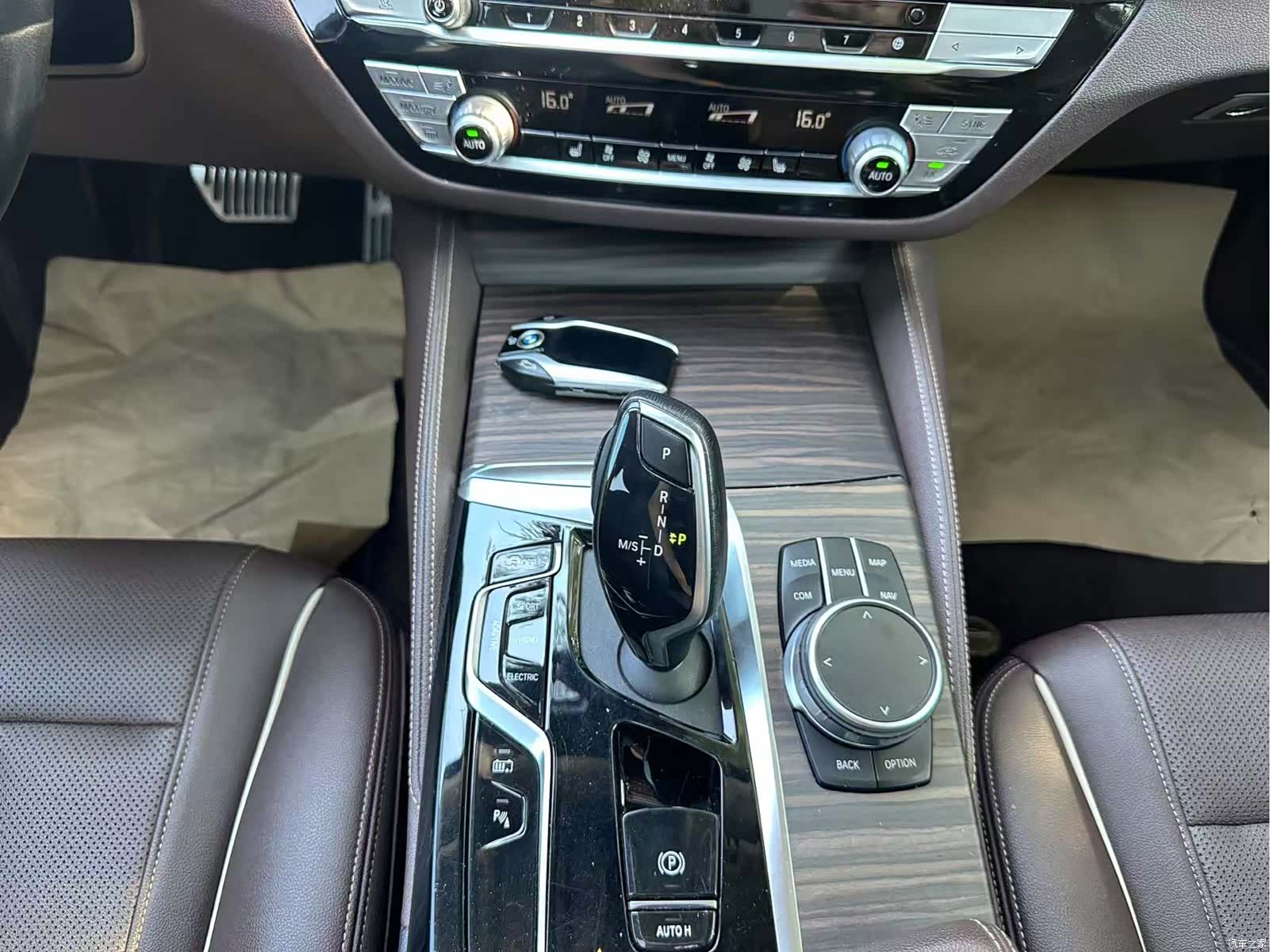 BMW 5 Series, 2021 16