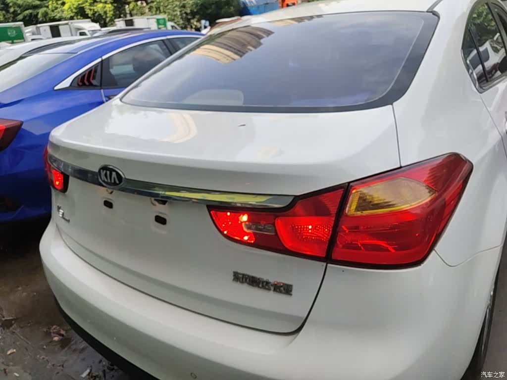 Kia K3, 2015 6