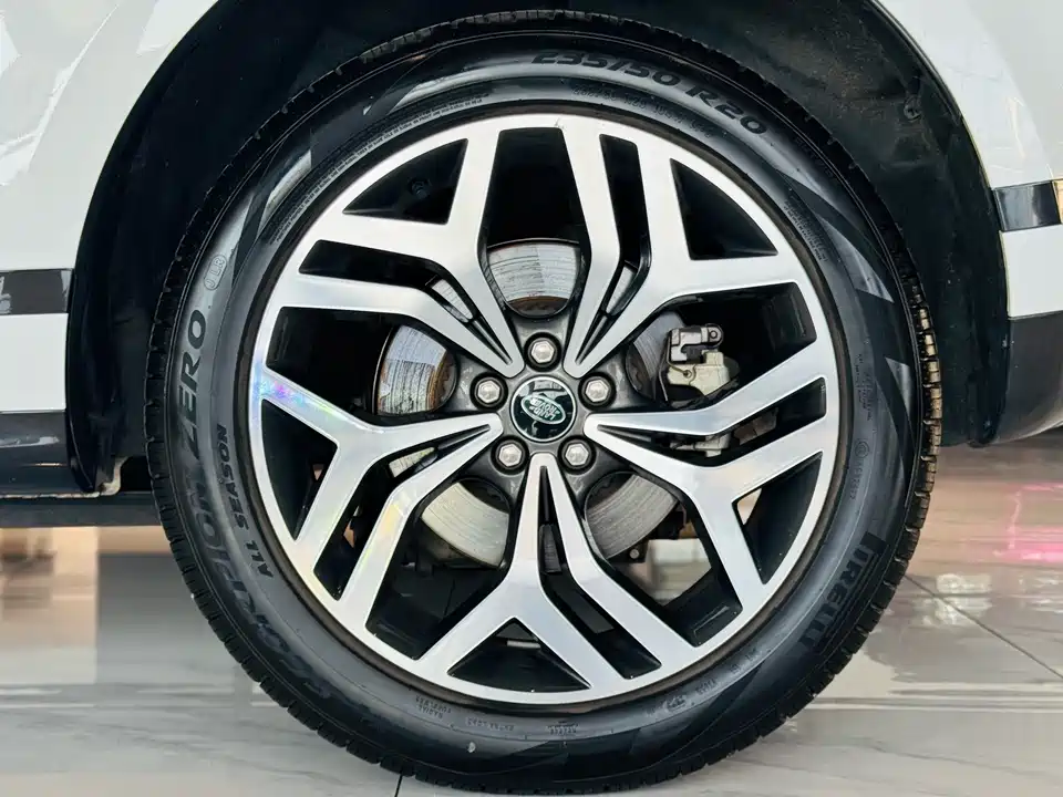 Land Rover Range Rover Aurora