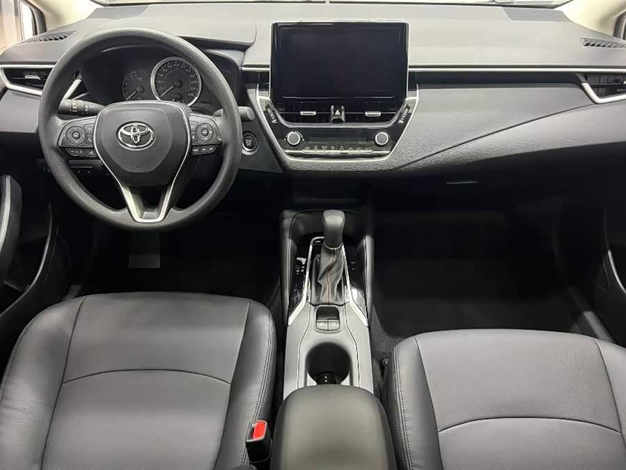 Toyota Corolla 2023, фото 15