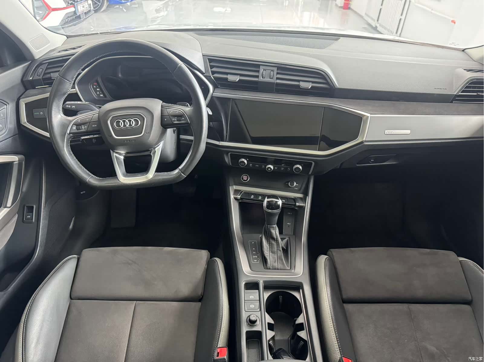 Audi Q3, 2023 7
