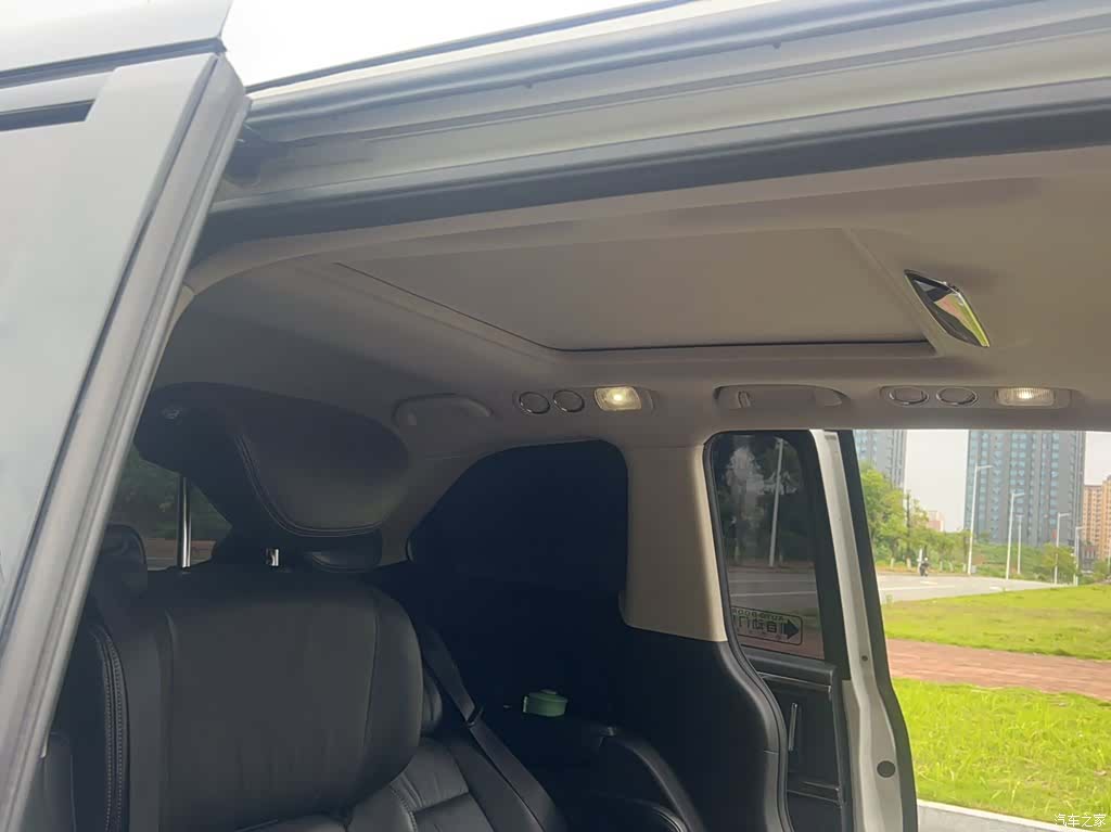 Honda Elysion, 2019 16