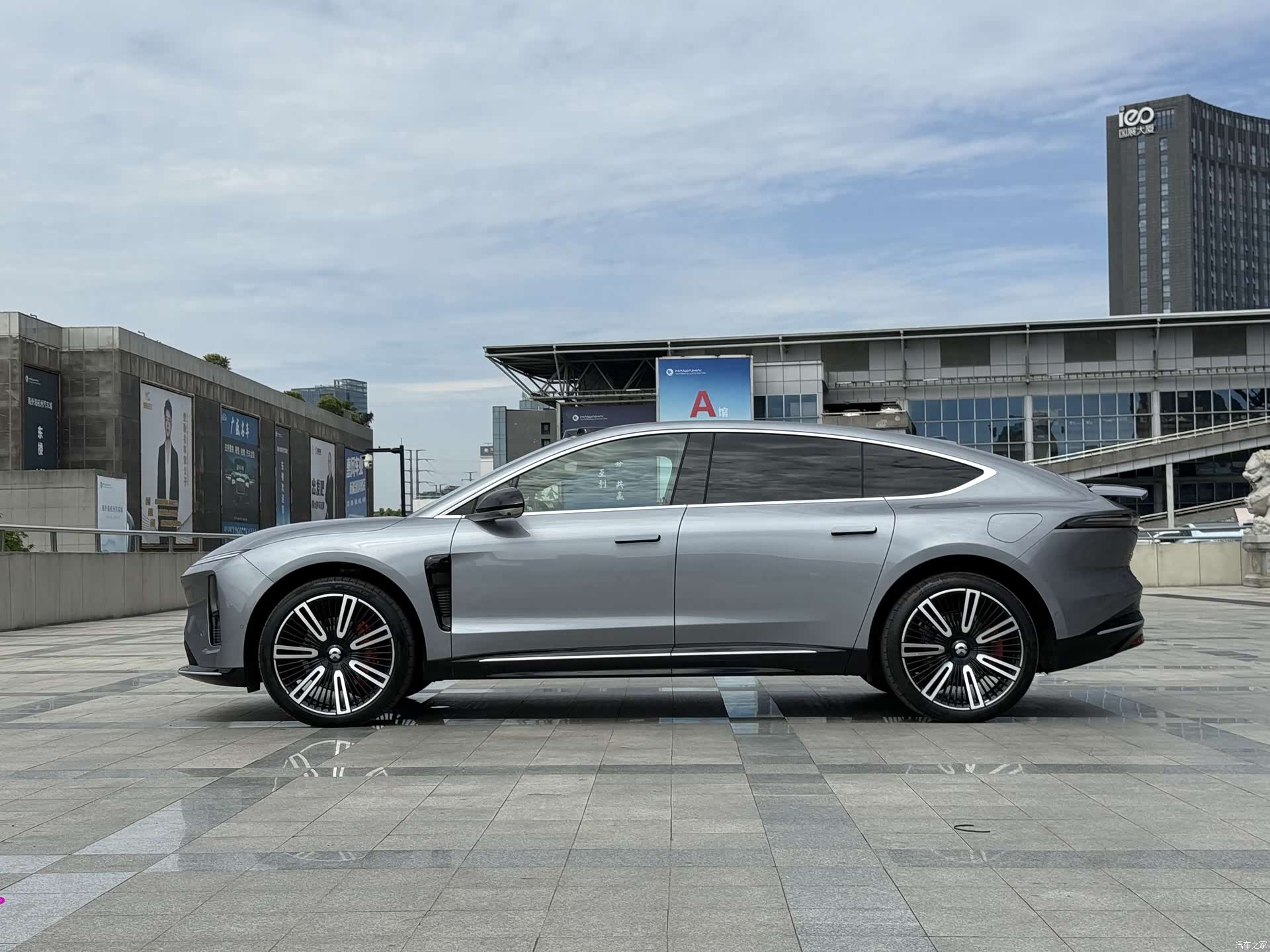 NIO ET9, 2025 8