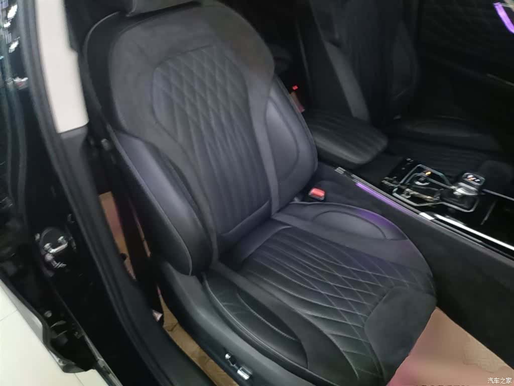 Hongqi HS5, 2022 25