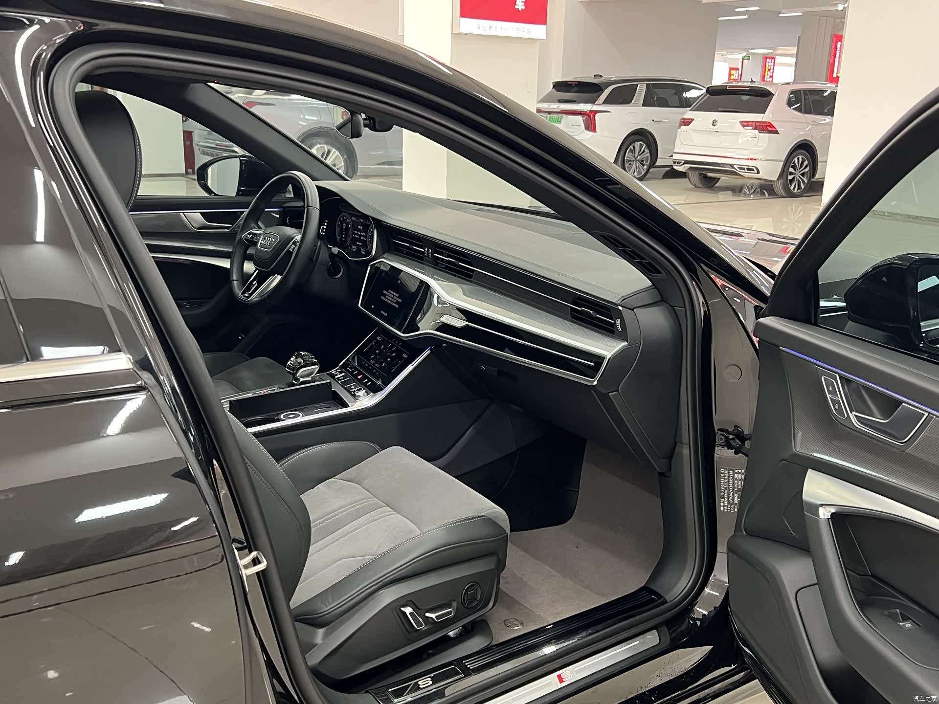 Audi A6L, 2024 12