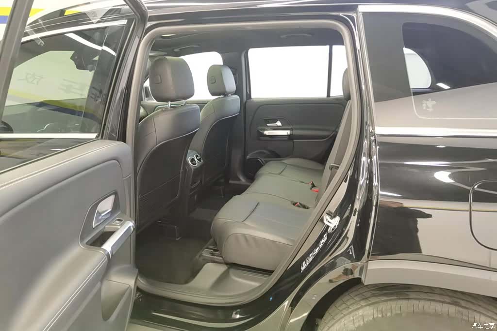 Mercedes-Benz GLB, 2022 11