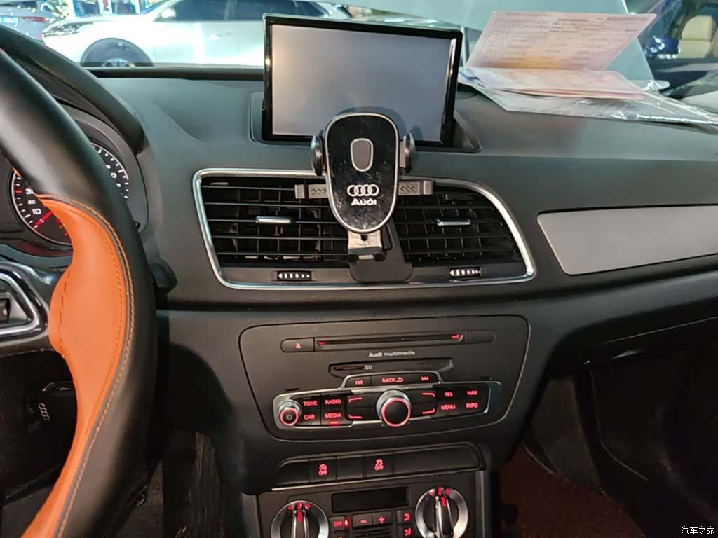 Audi Q3, 2016 13