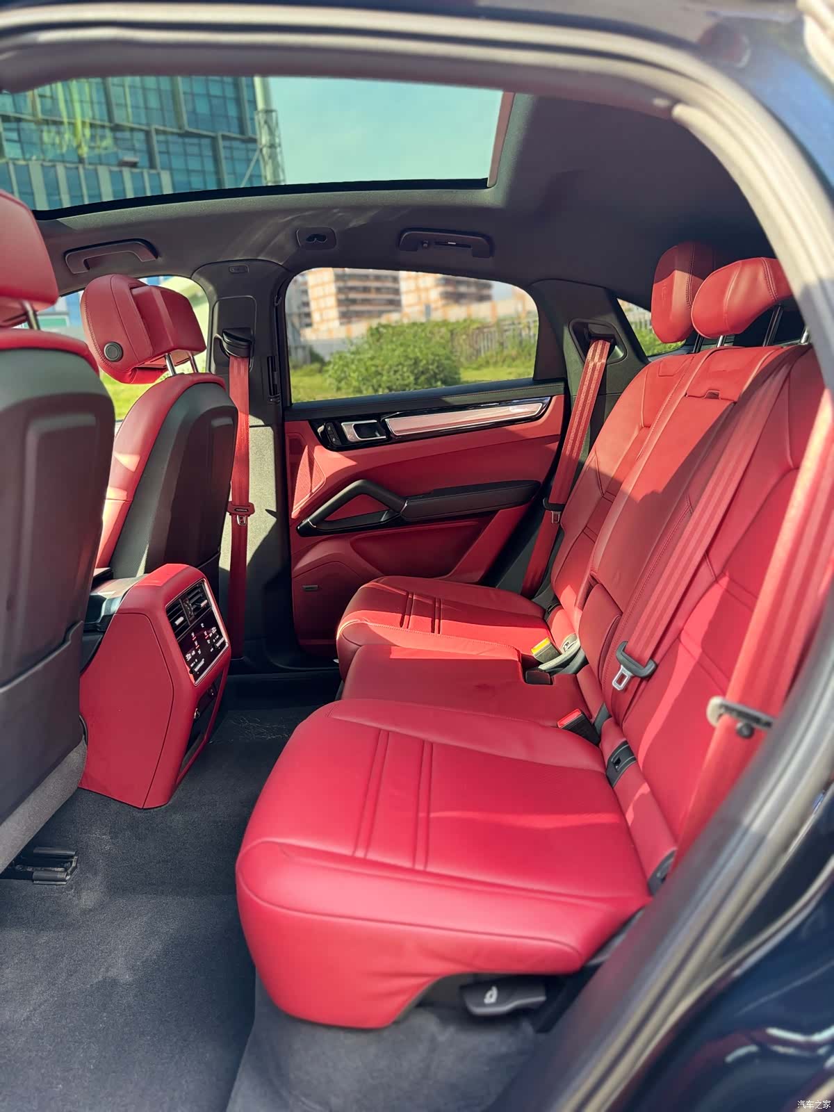 Porsche Cayenne, 2023 28