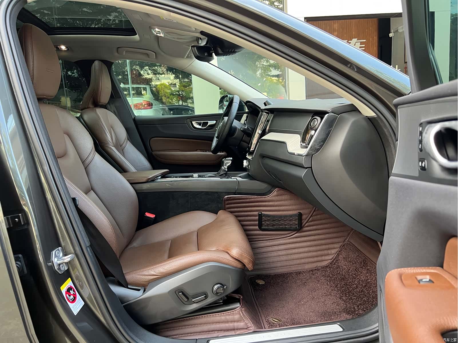 Volvo XC60, 2019 15