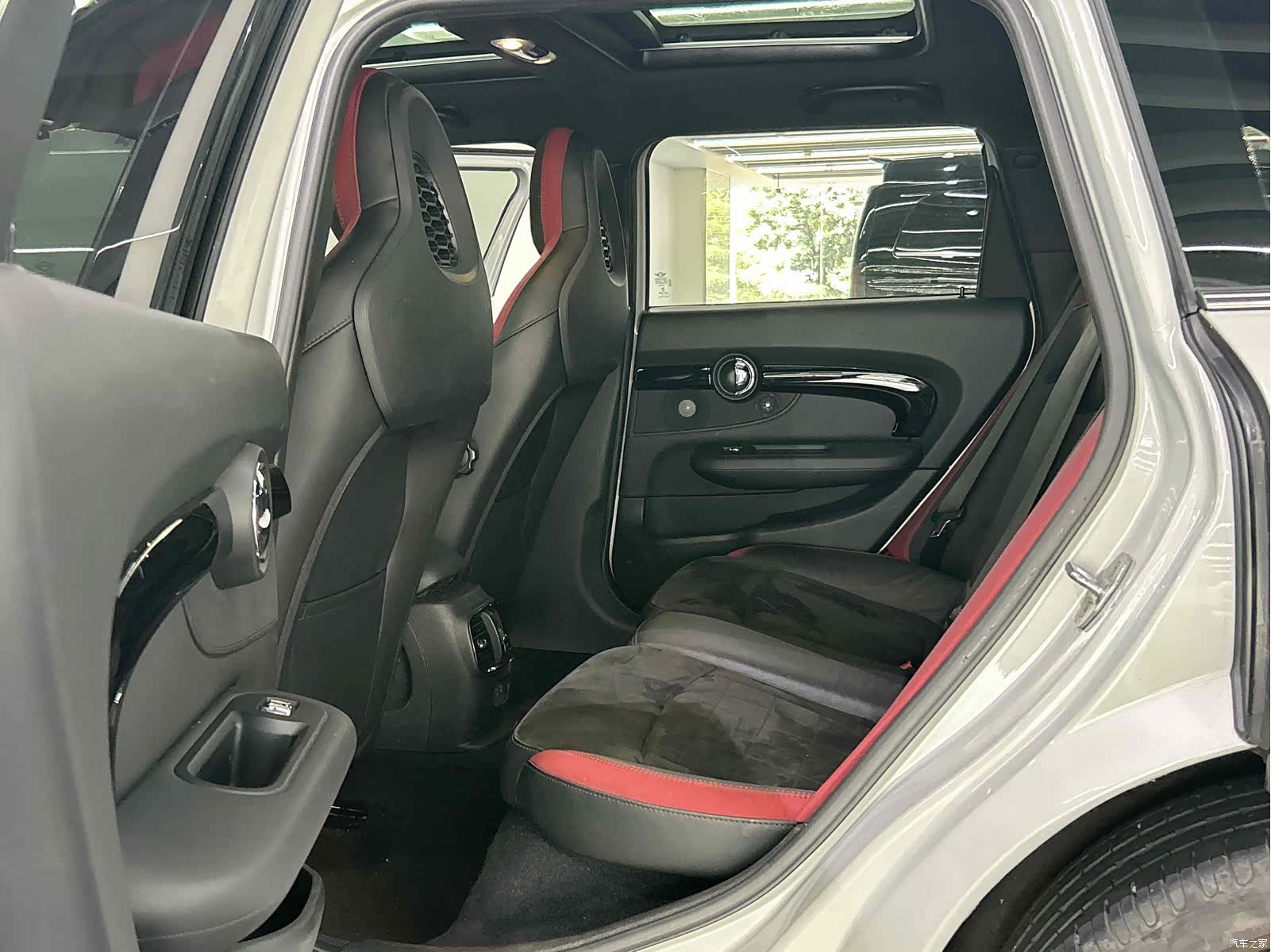 Mini Clubman, 2019 18