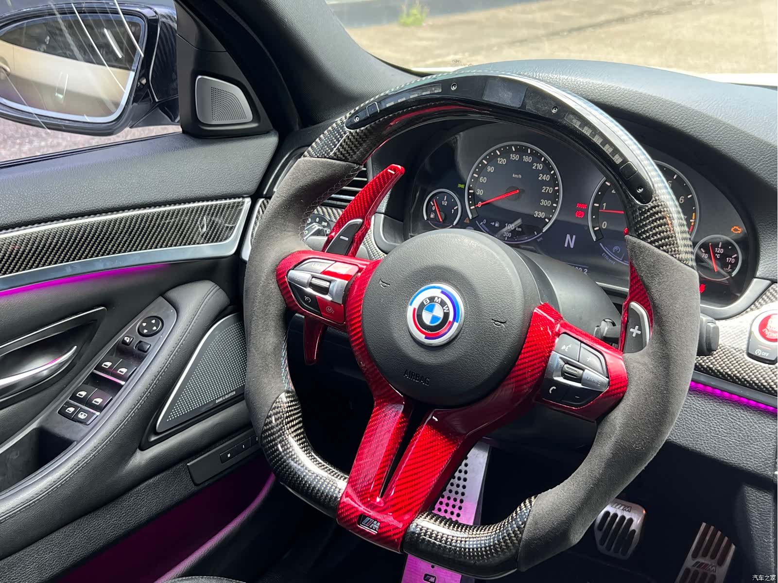 BMW M5, 2014 8