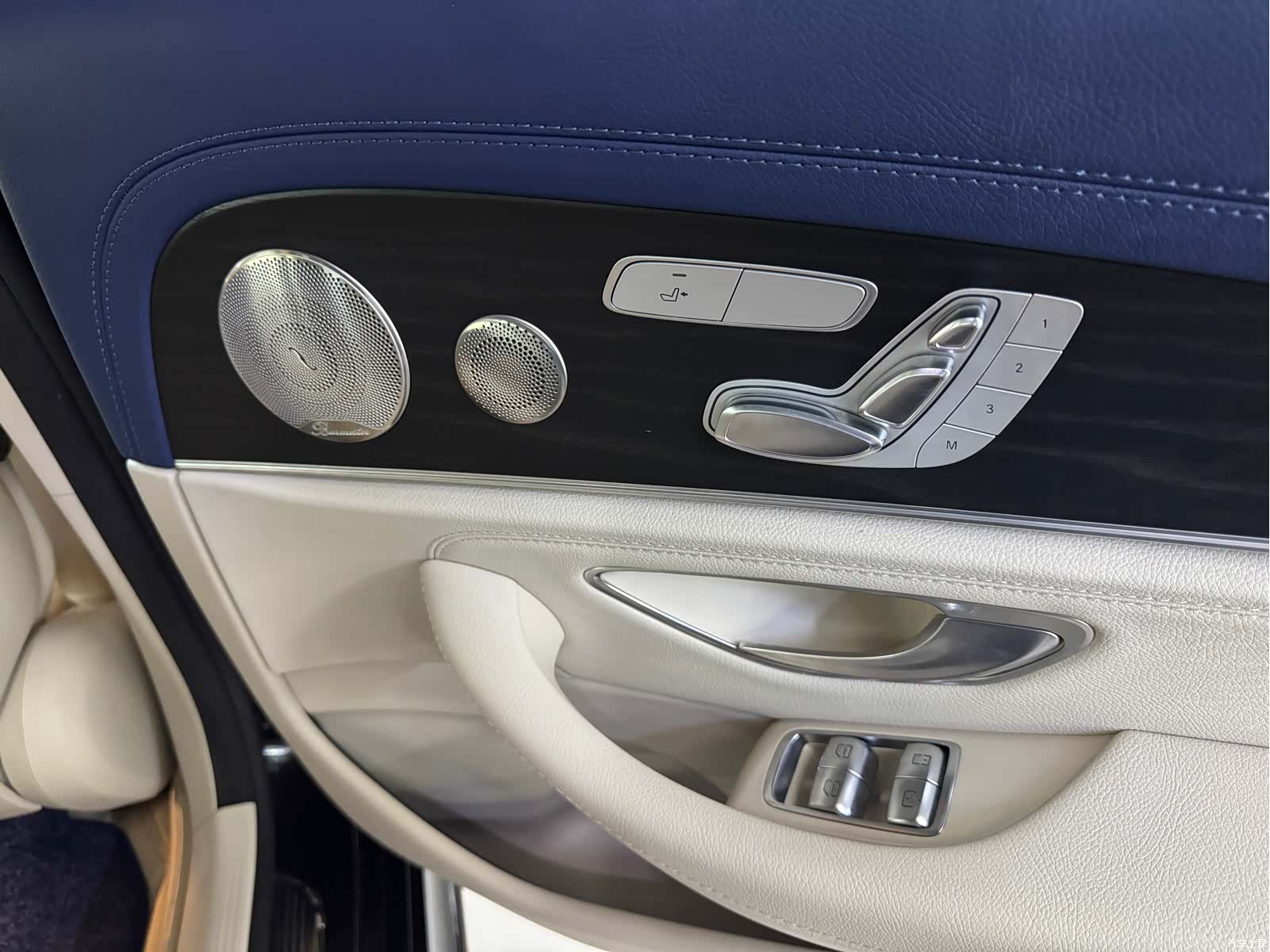 Mercedes-Benz E-Class, 2022 12