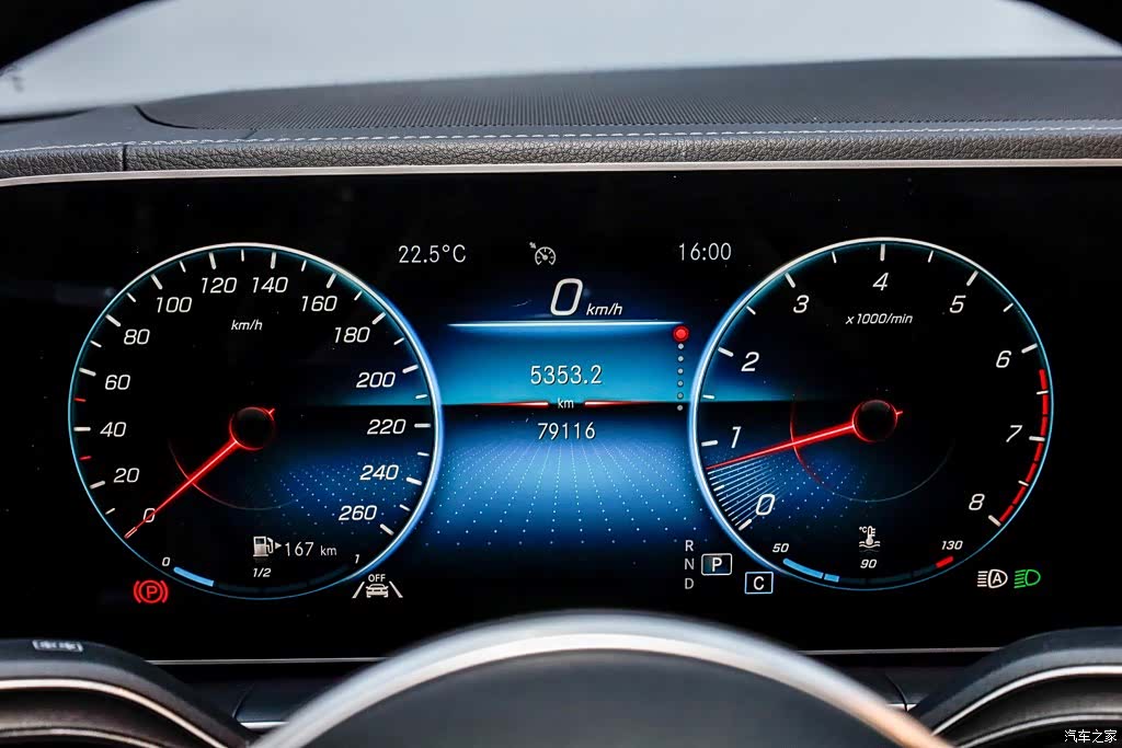 Mercedes-Benz GLE, 2022 14