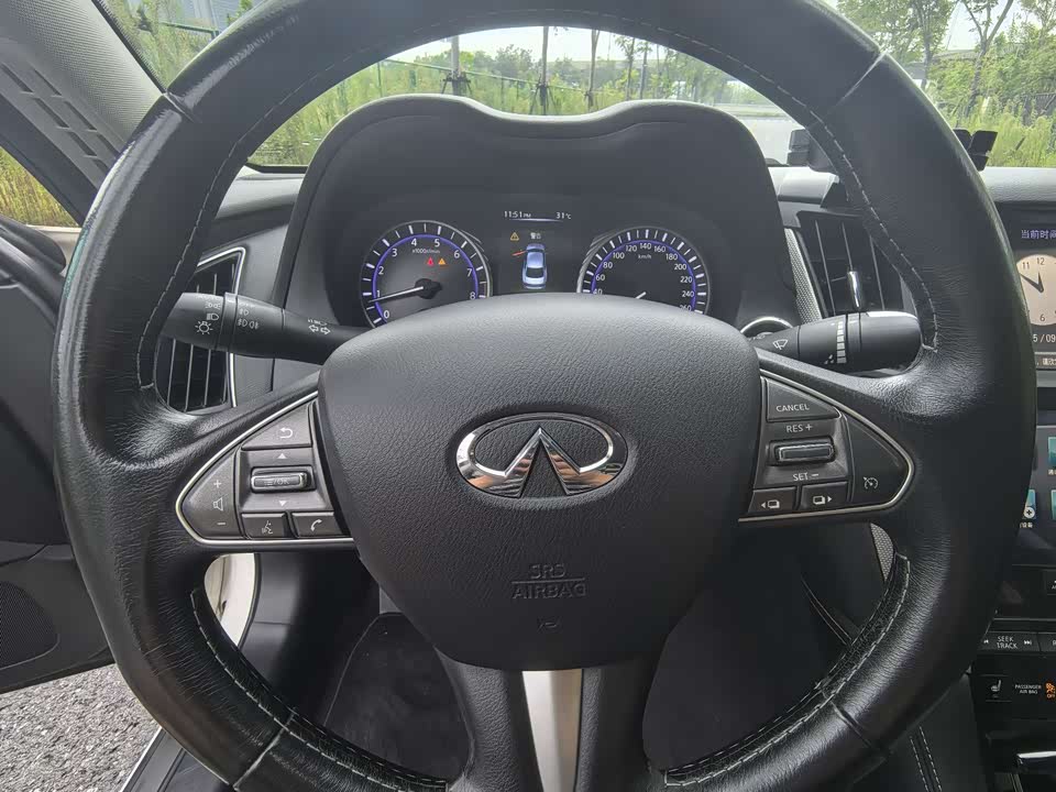 Infiniti Q50