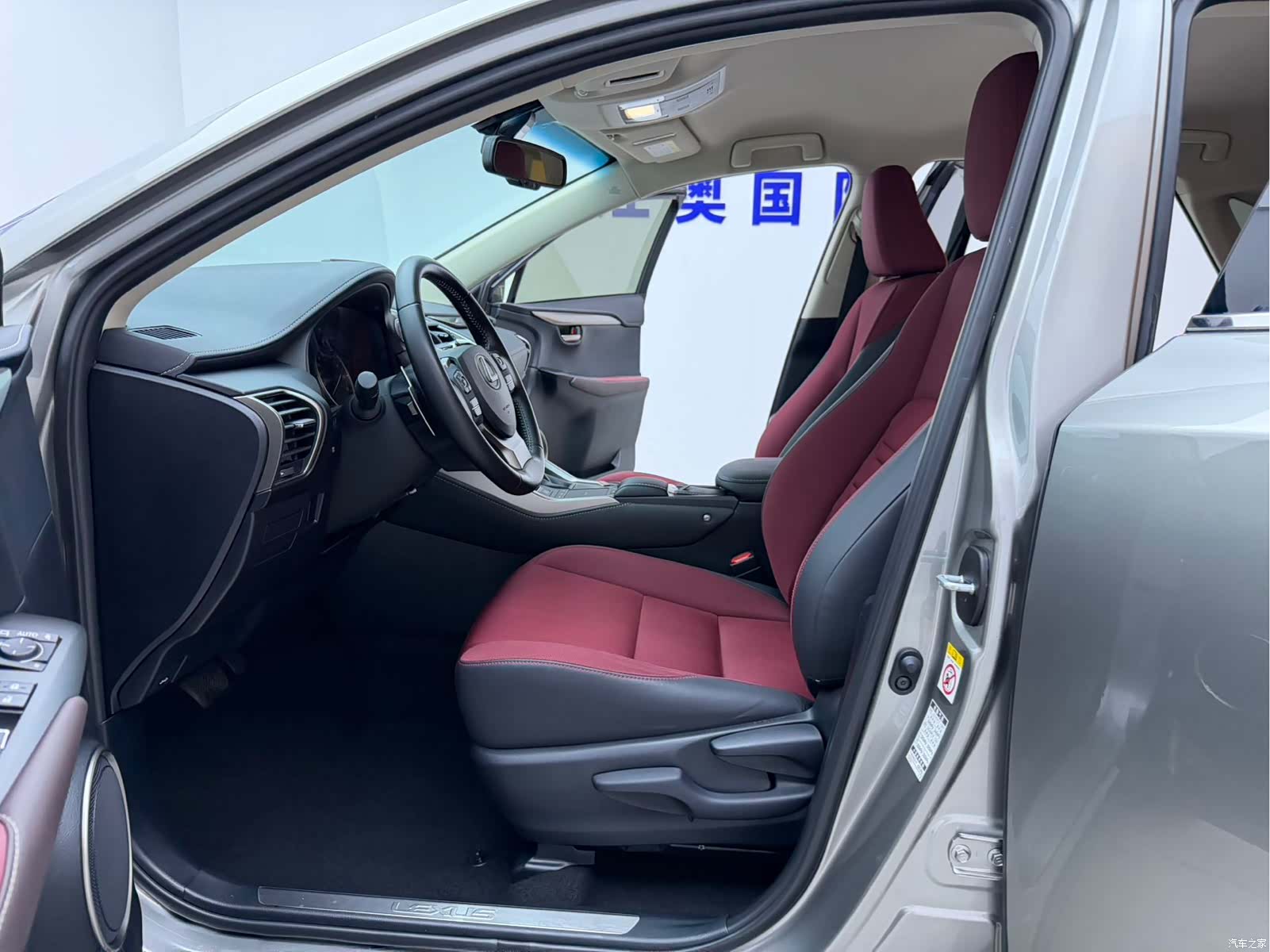 Lexus NX, 2021 все фото