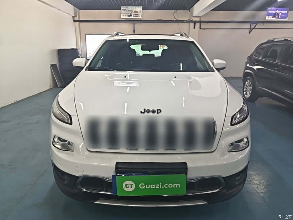 Jeep Cherokee, 2018 3
