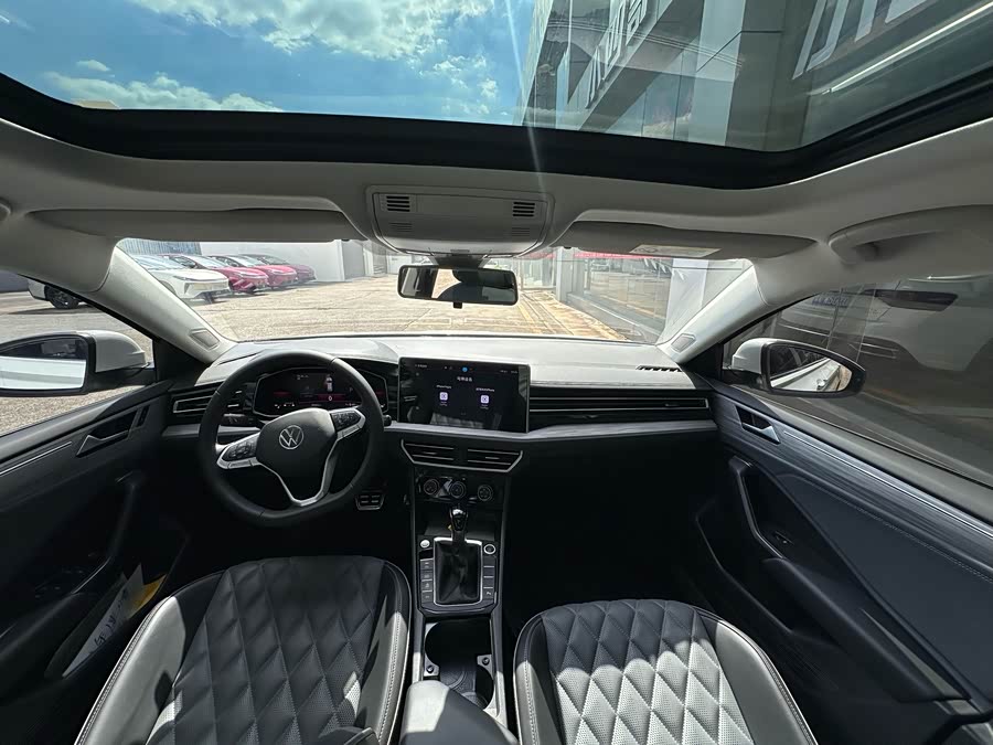 Volkswagen Sagitar 2025, фото 9