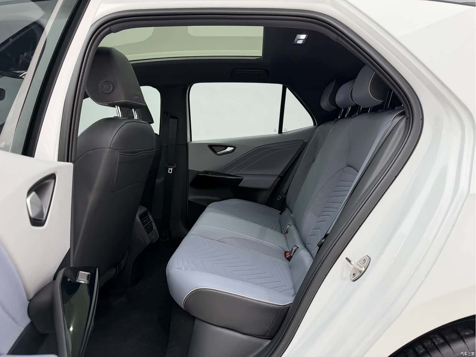 Volkswagen ID.3, 2025 17
