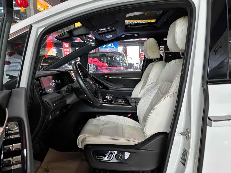 Trumpchi Trumpchi M8