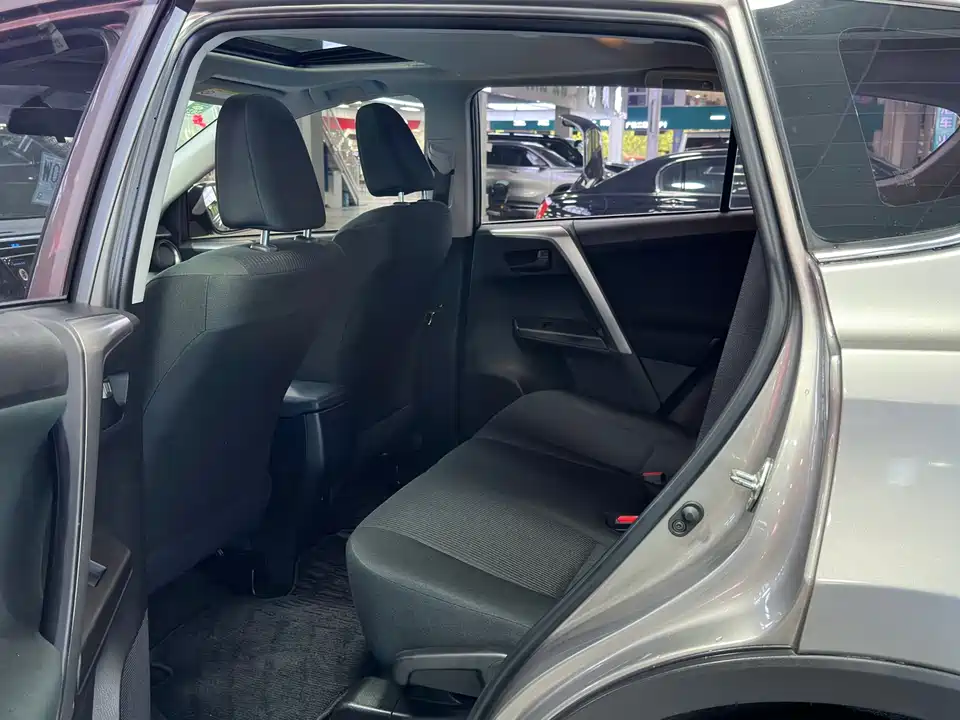 Toyota RAV4 Rongfang