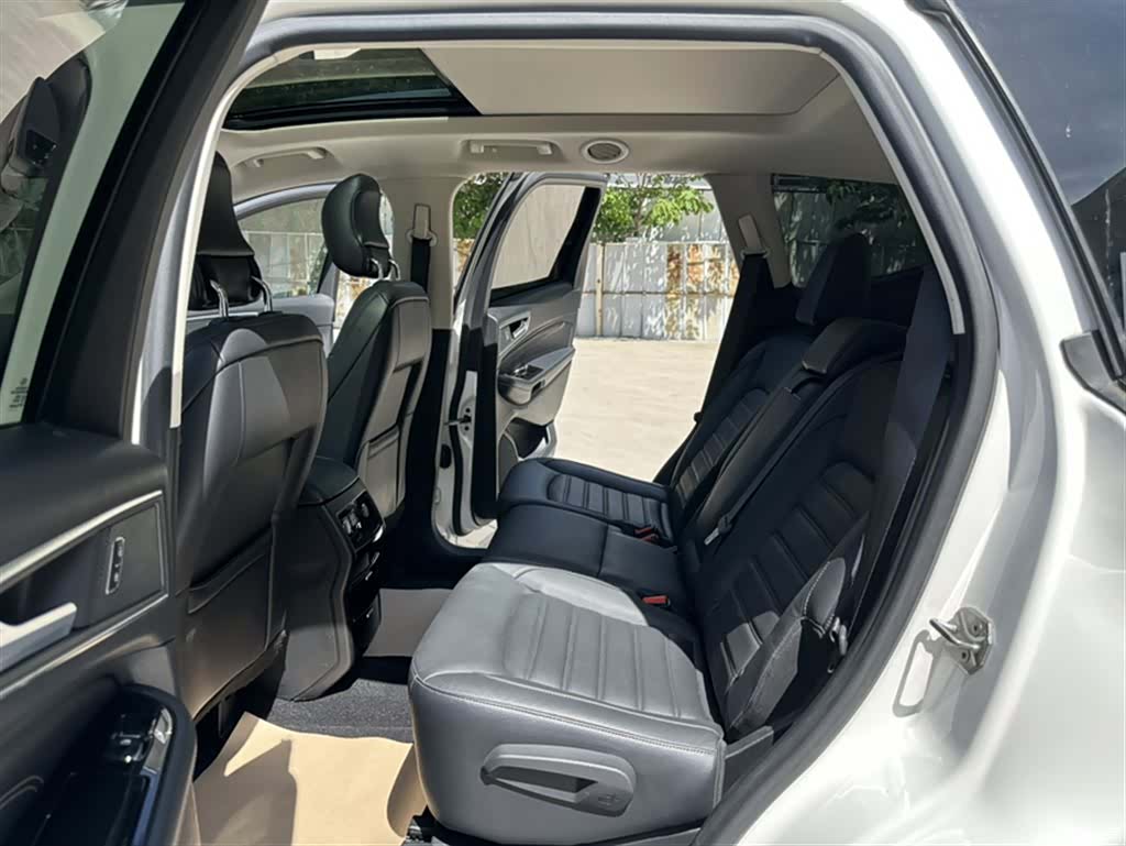 Ford Edge, 2015 13