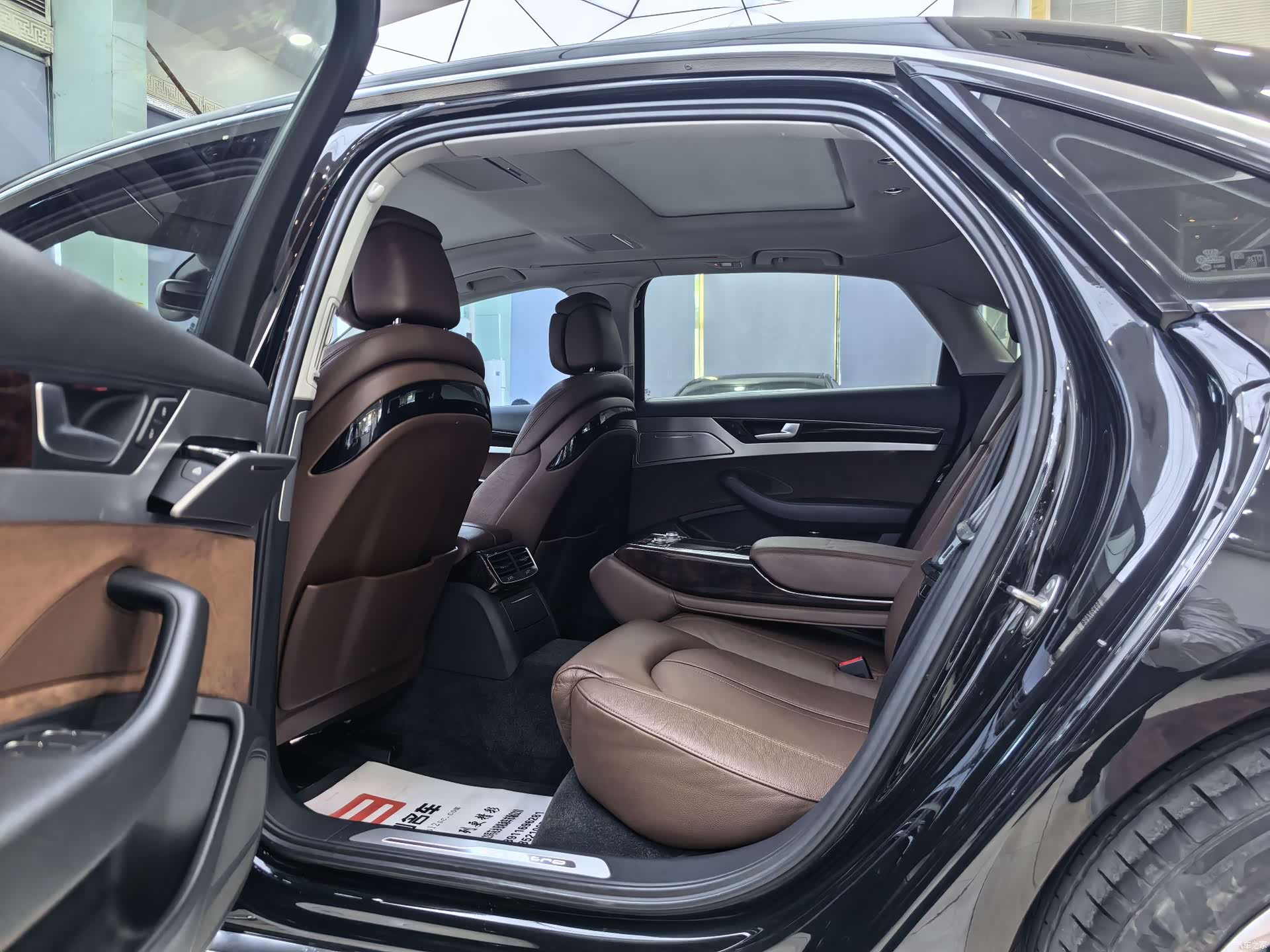Audi A8L, 2016 11