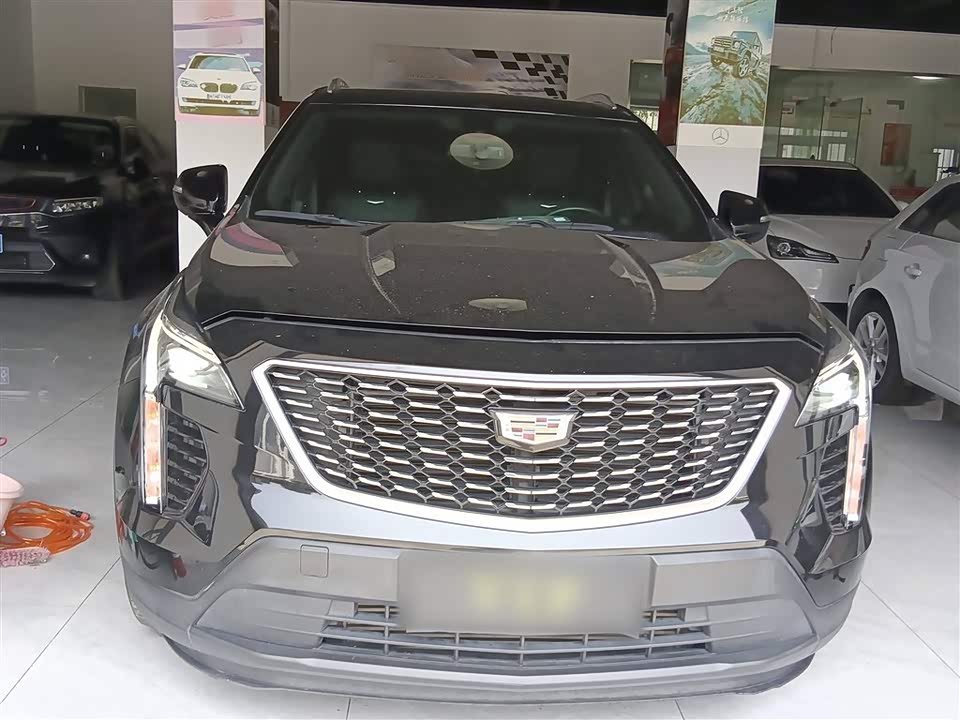 Cadillac XT4