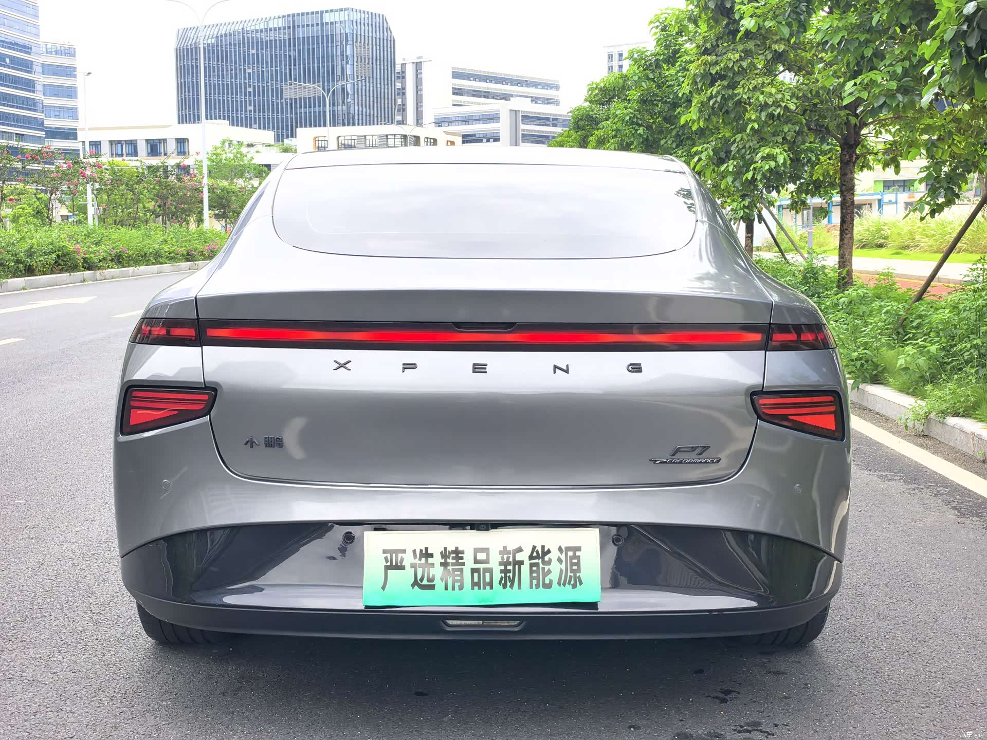 Xpeng P7, 2022 все фото