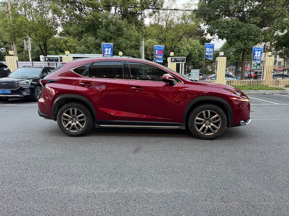 Lexus NX