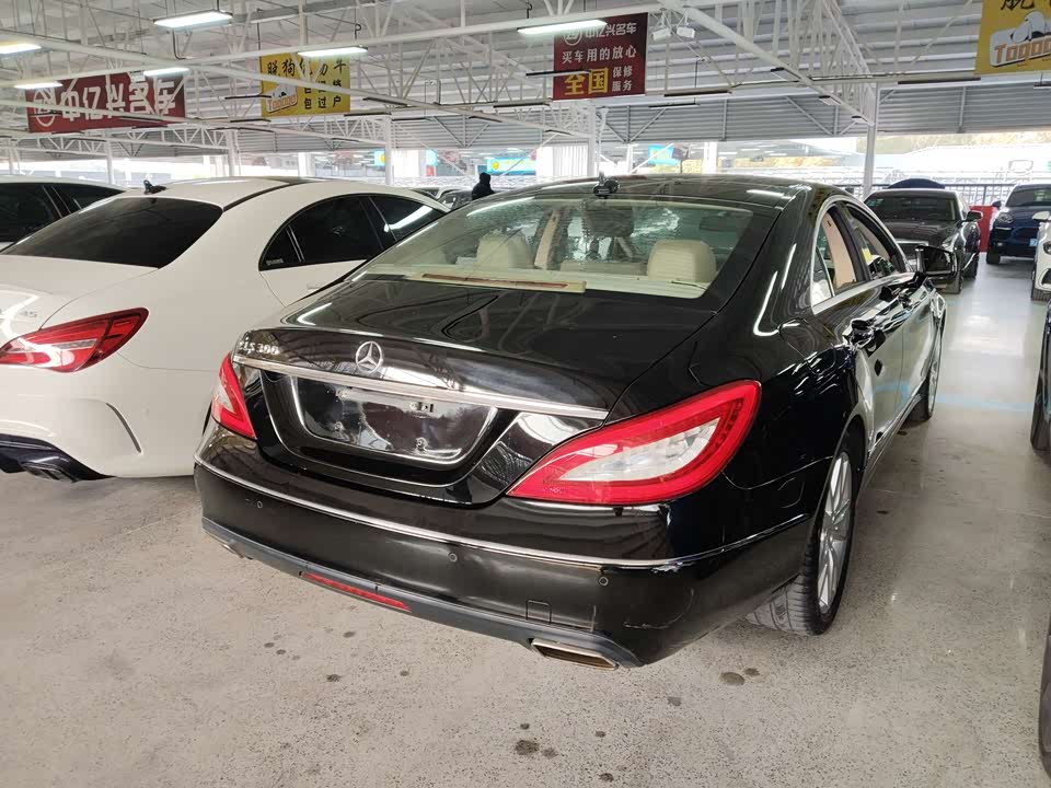 Mercedes-Benz CLS