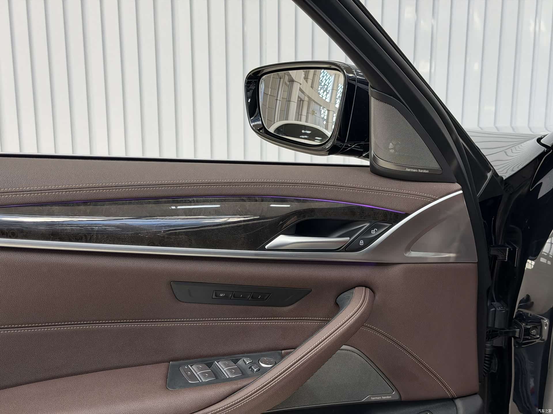 BMW 5 Series, 2020 23