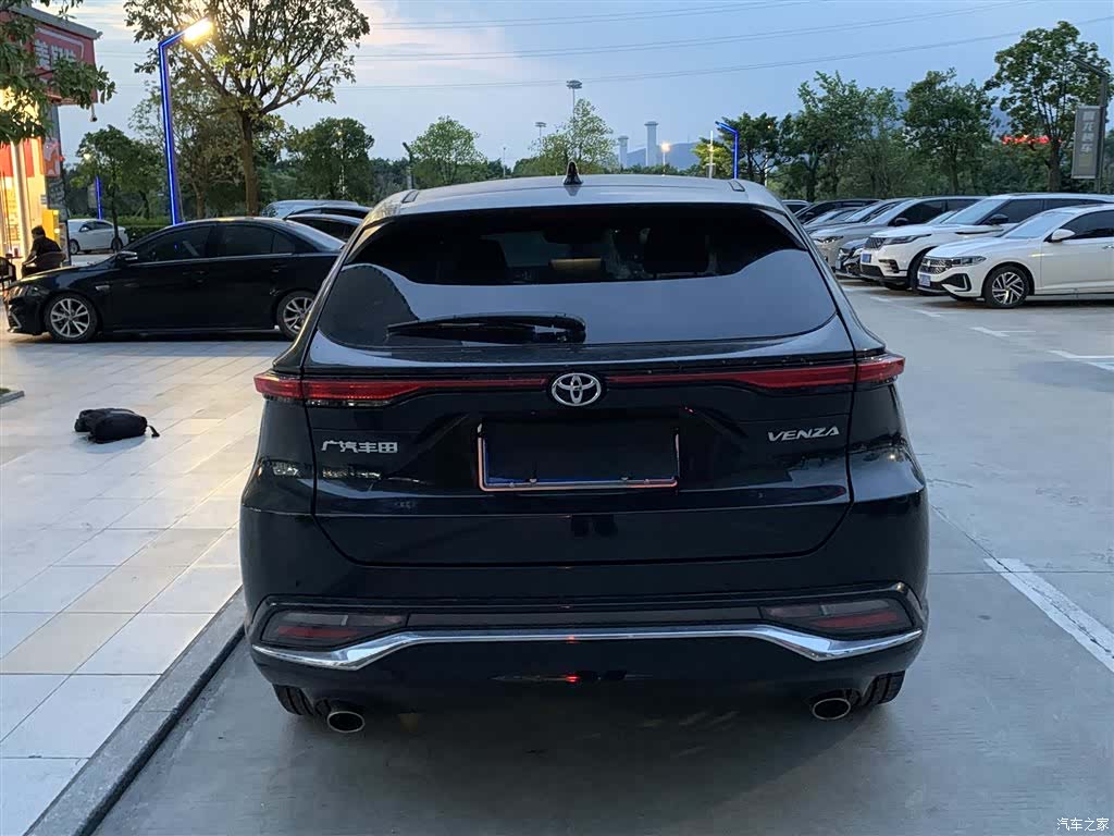 Toyota Venza, 2023 7