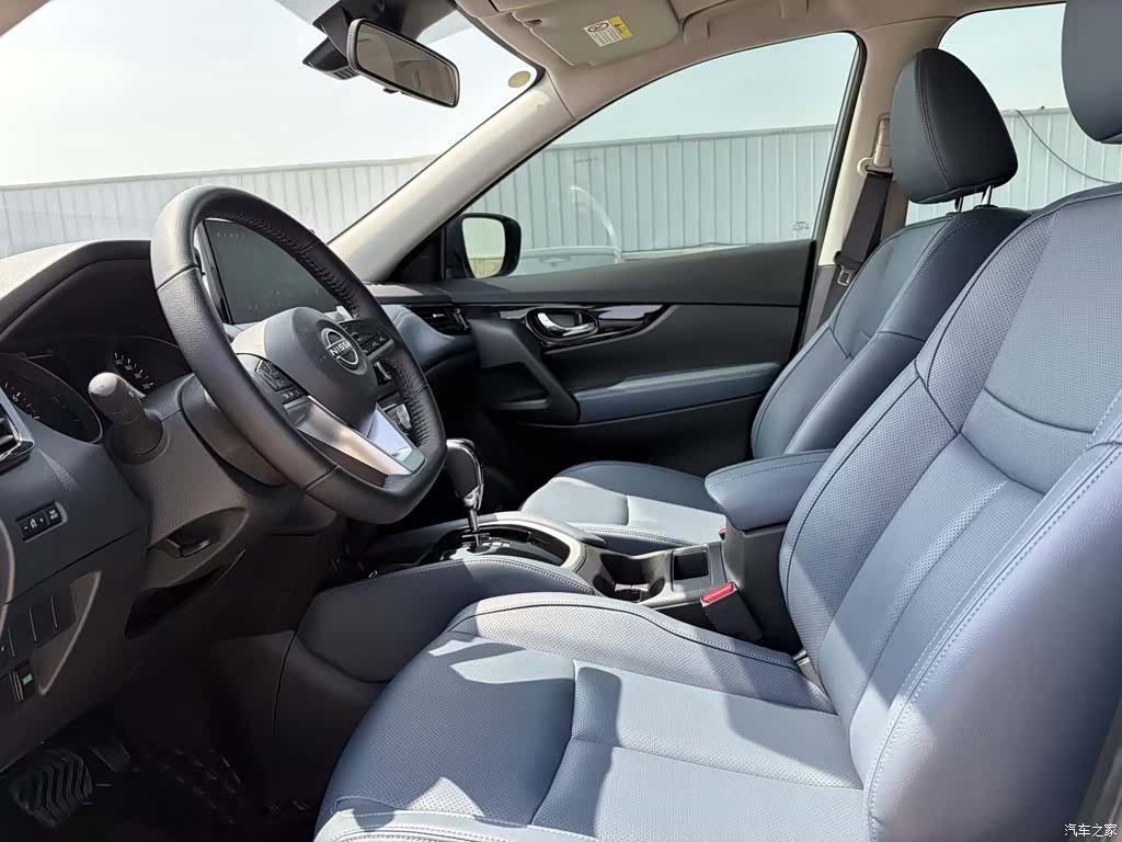 Nissan X-Trail, 2025 12
