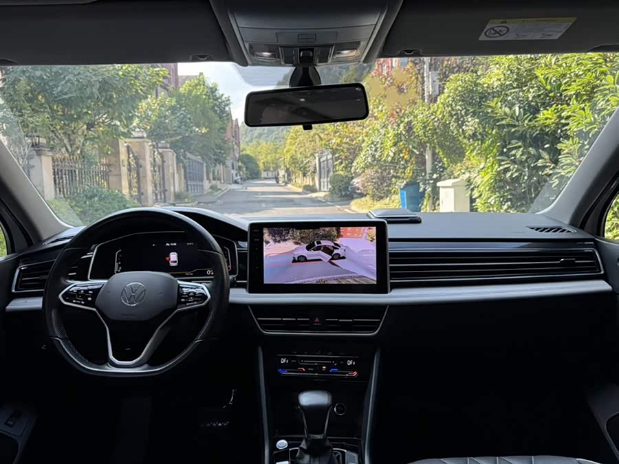 Volkswagen Tiguan L 2023, фото 8