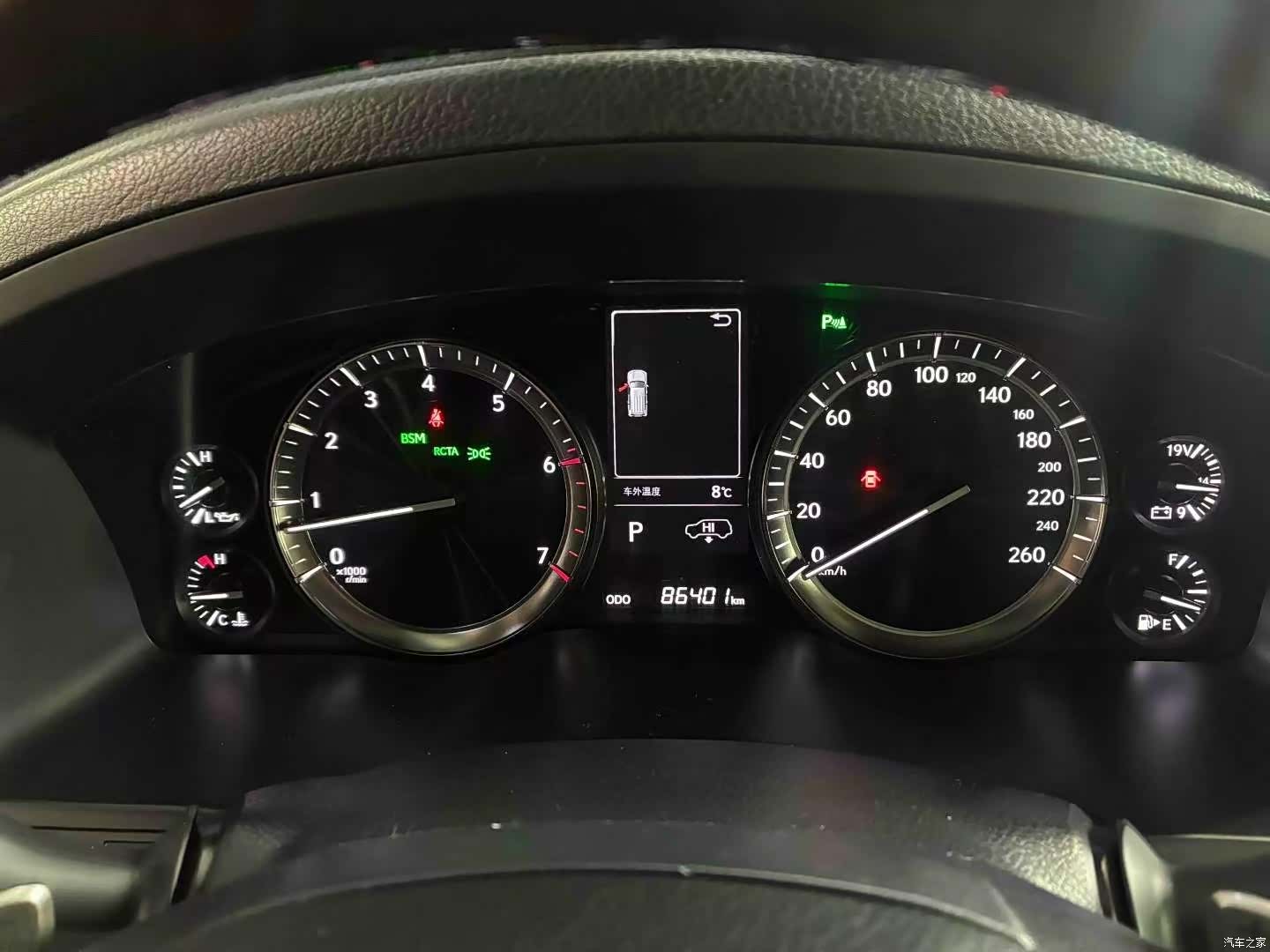 Lexus LX, 2017 4