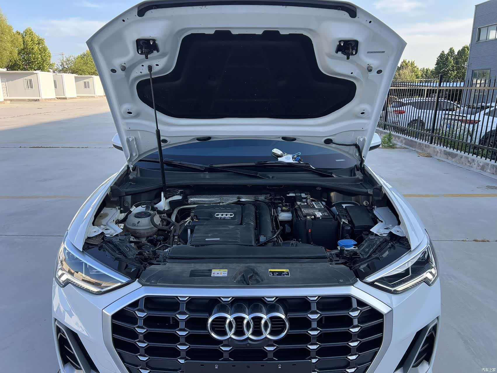 Audi Q3, 2022 17