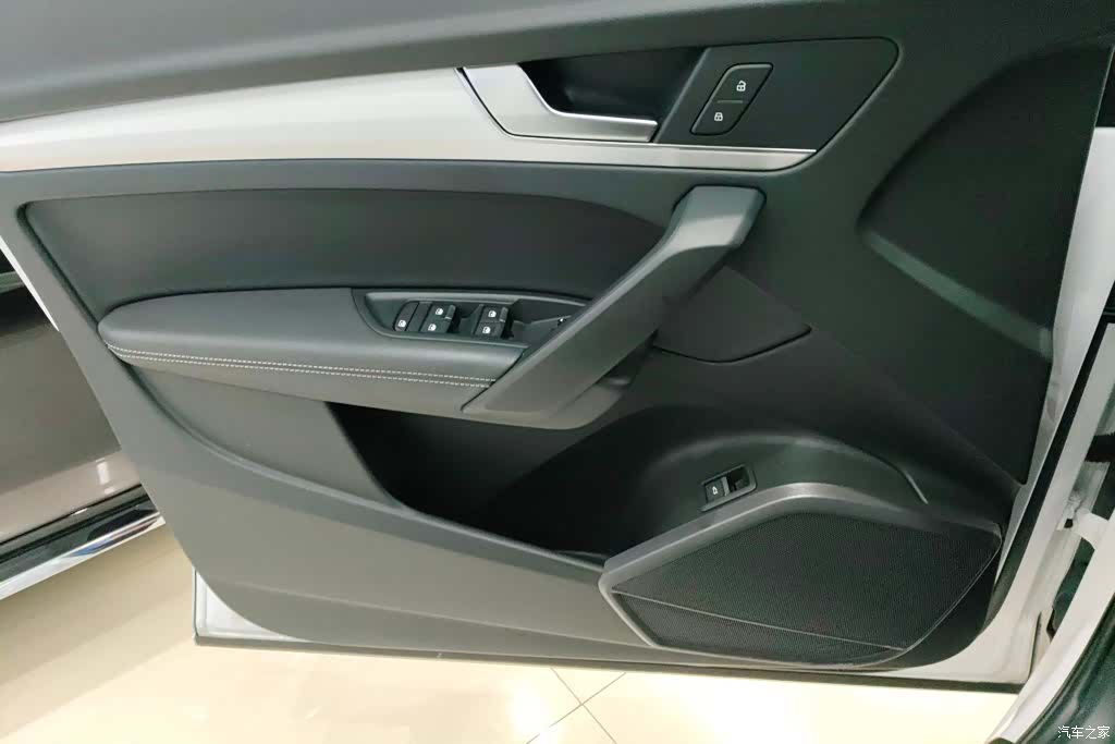 Audi Q5L, 2021 7