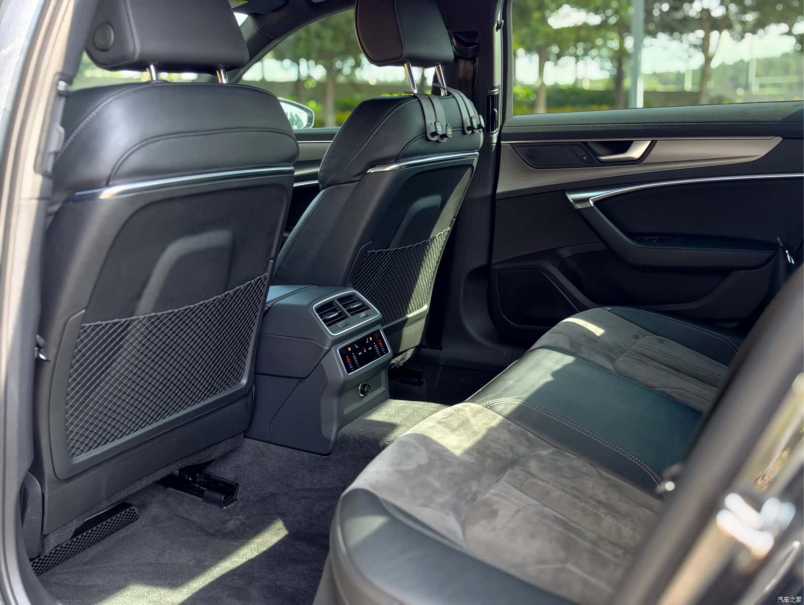 Audi A6L, 2021 12