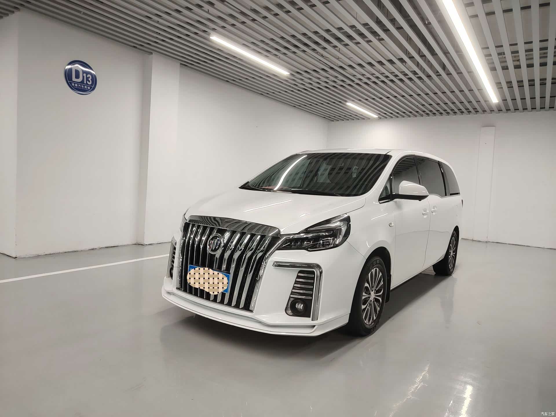 Buick GL8, 2022 1