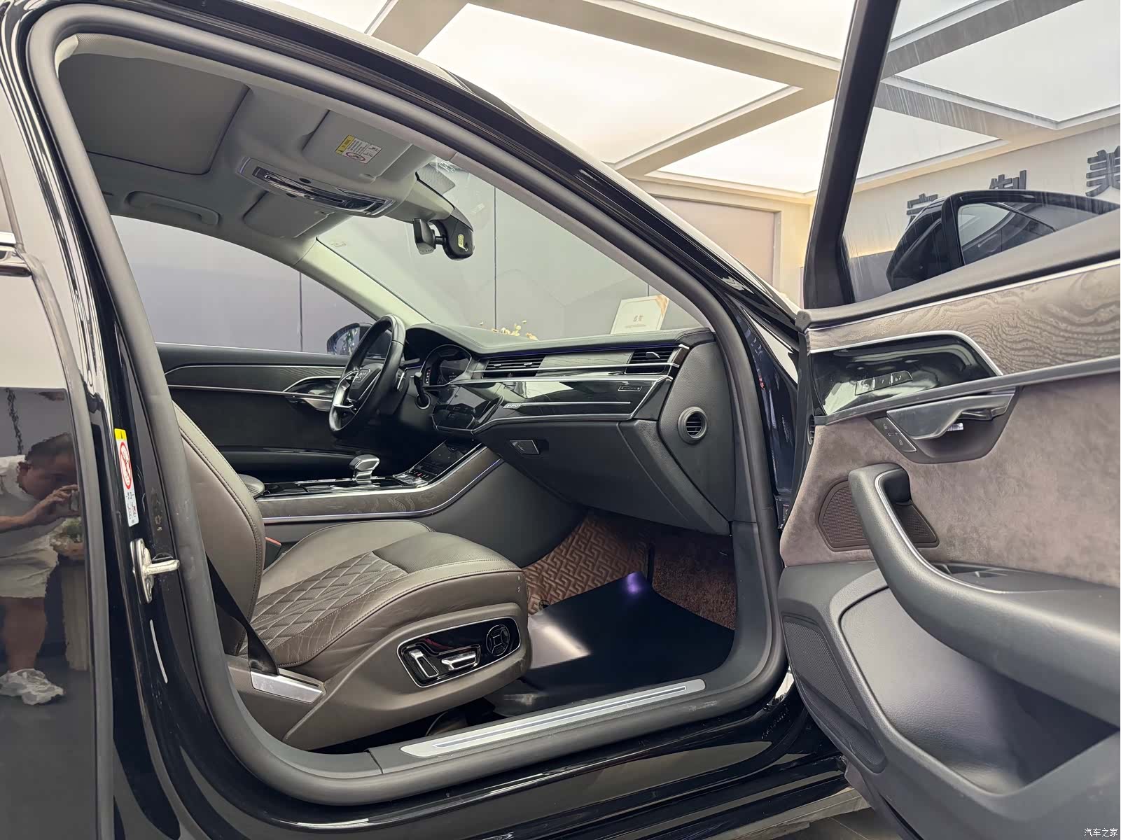 Audi A8L, 2021 8