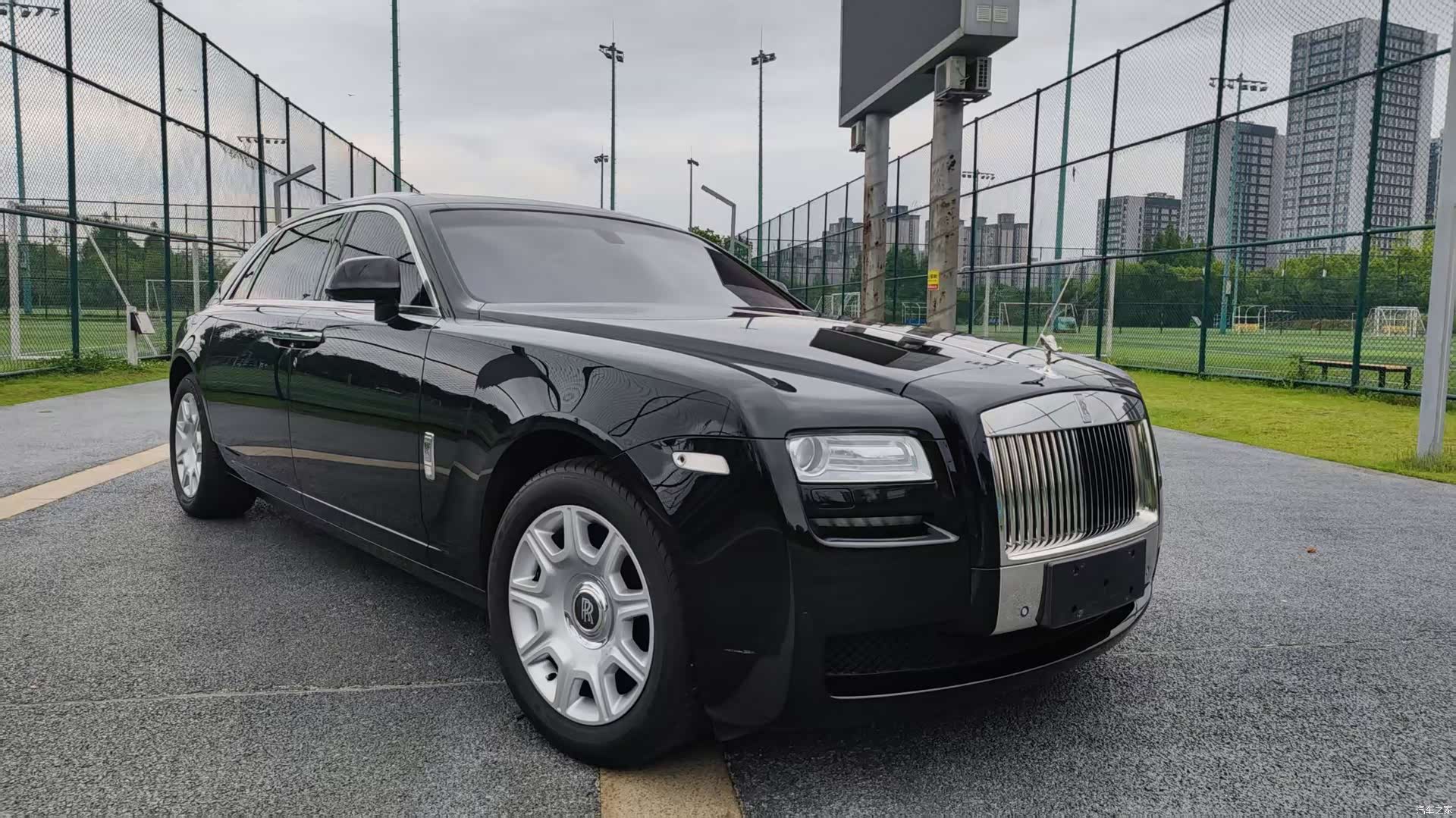 Rolls-Royce Ghost, 2012 6
