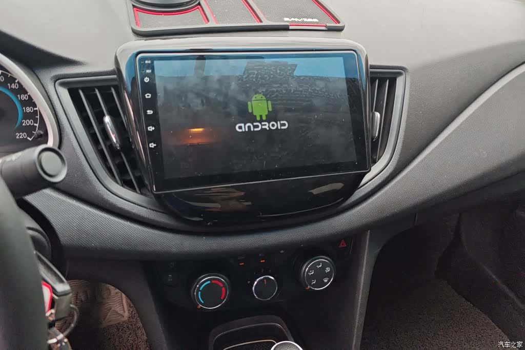 Chevrolet 320, 2018 13