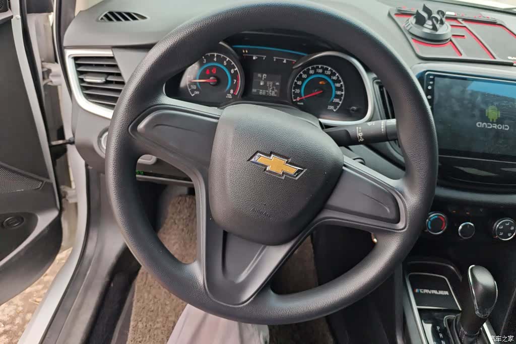 Chevrolet 320, 2018 15
