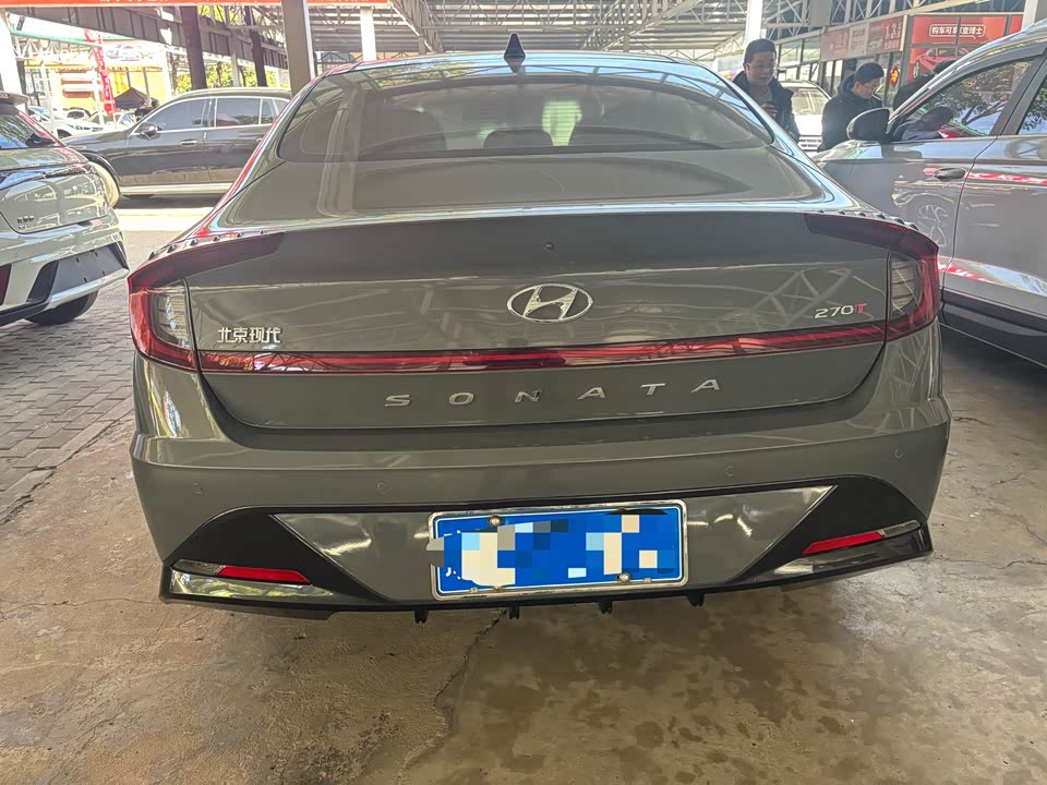 Hyundai Sonata