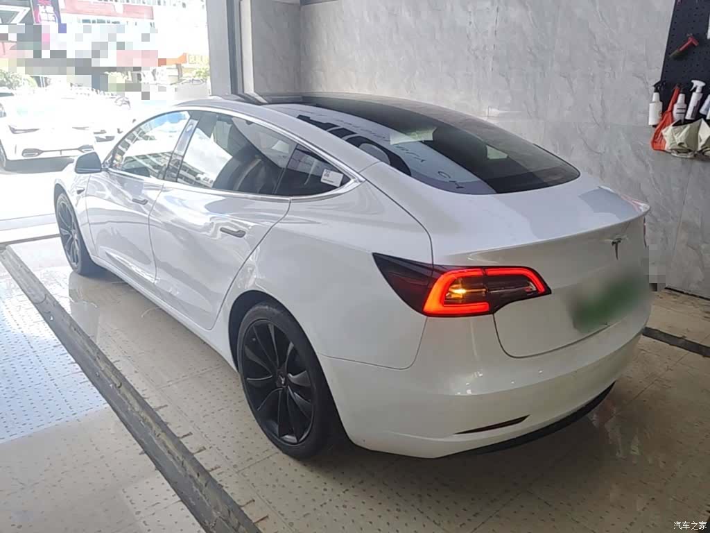 Tesla Model 3, 2020 все фото
