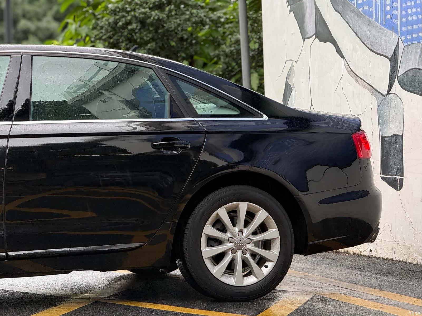 Audi A6L, 2014 23