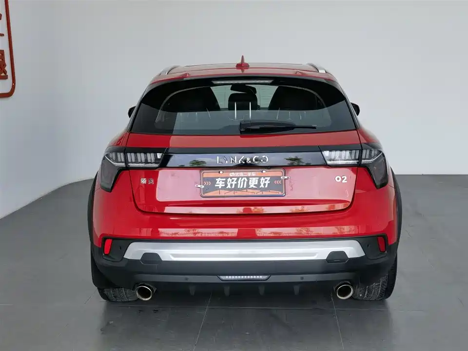 Lynk & Co 02