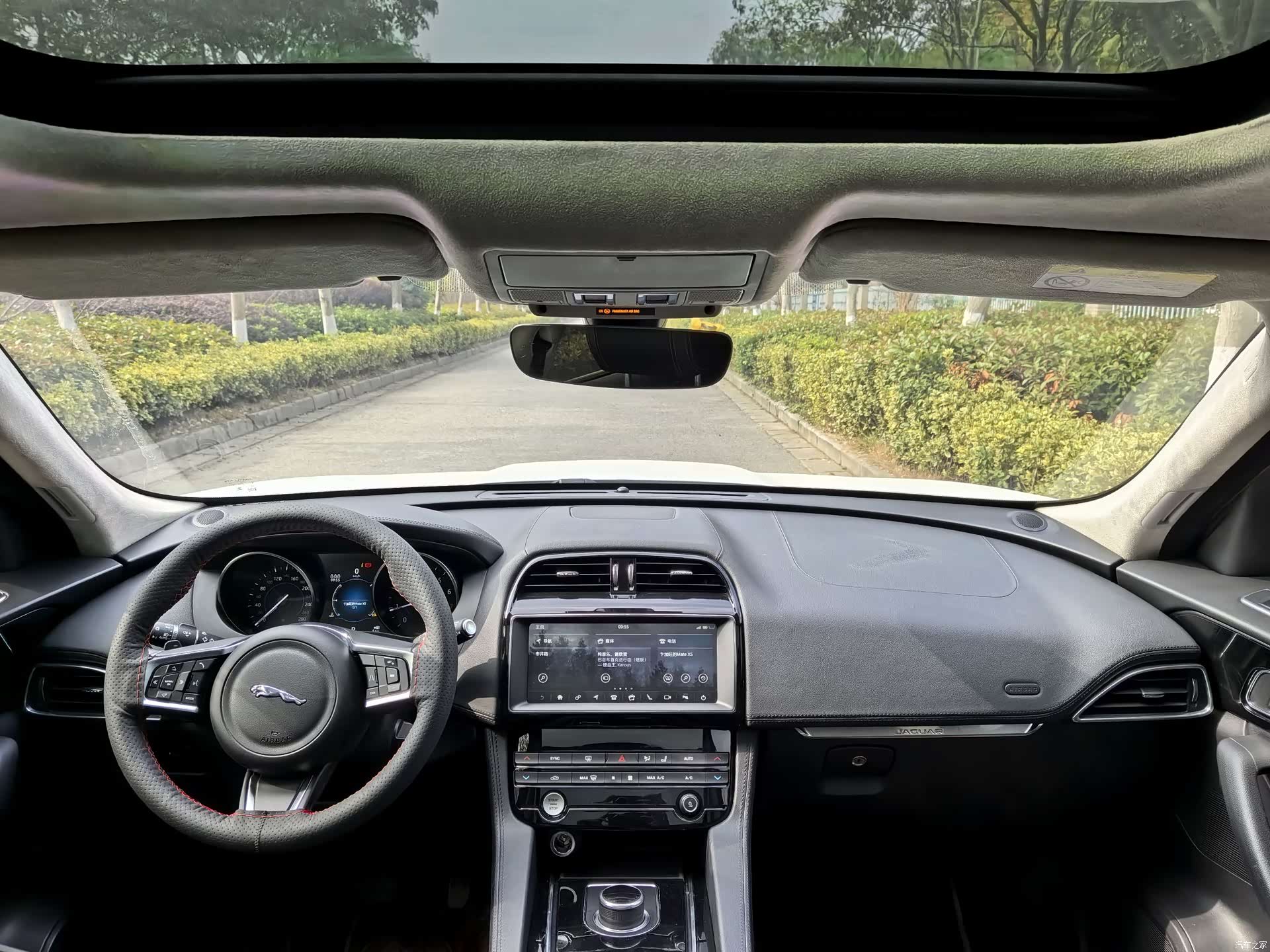Jaguar F-PACE, 2021 10