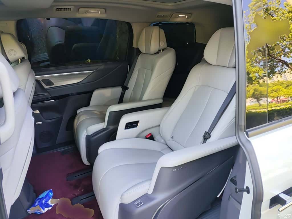 Buick GL8, 2025 17