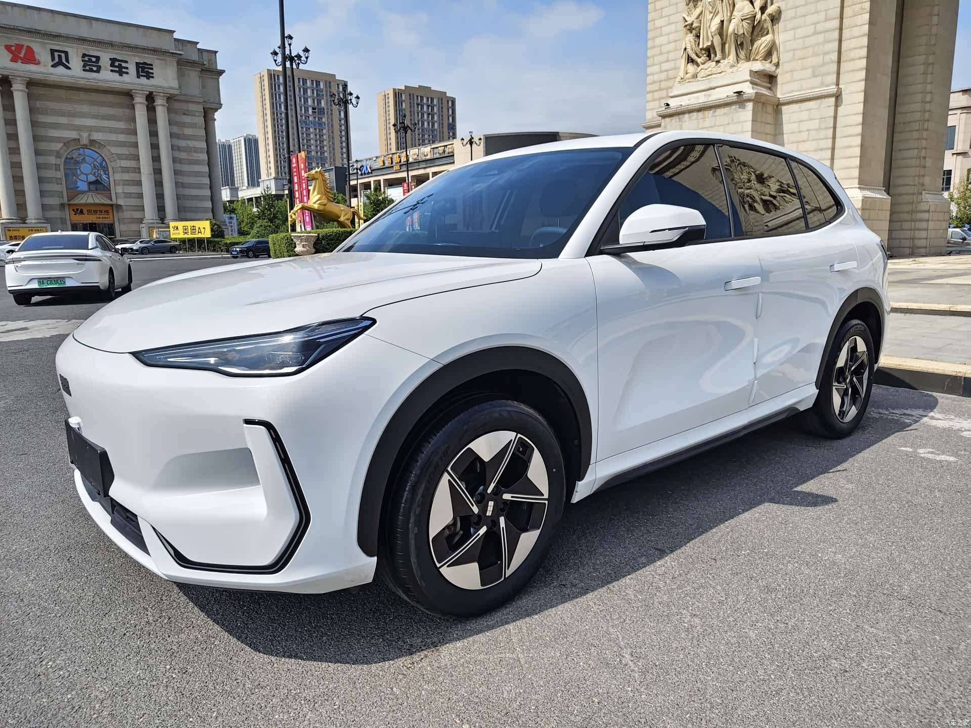 Geely Galaxy E5, 2024 1